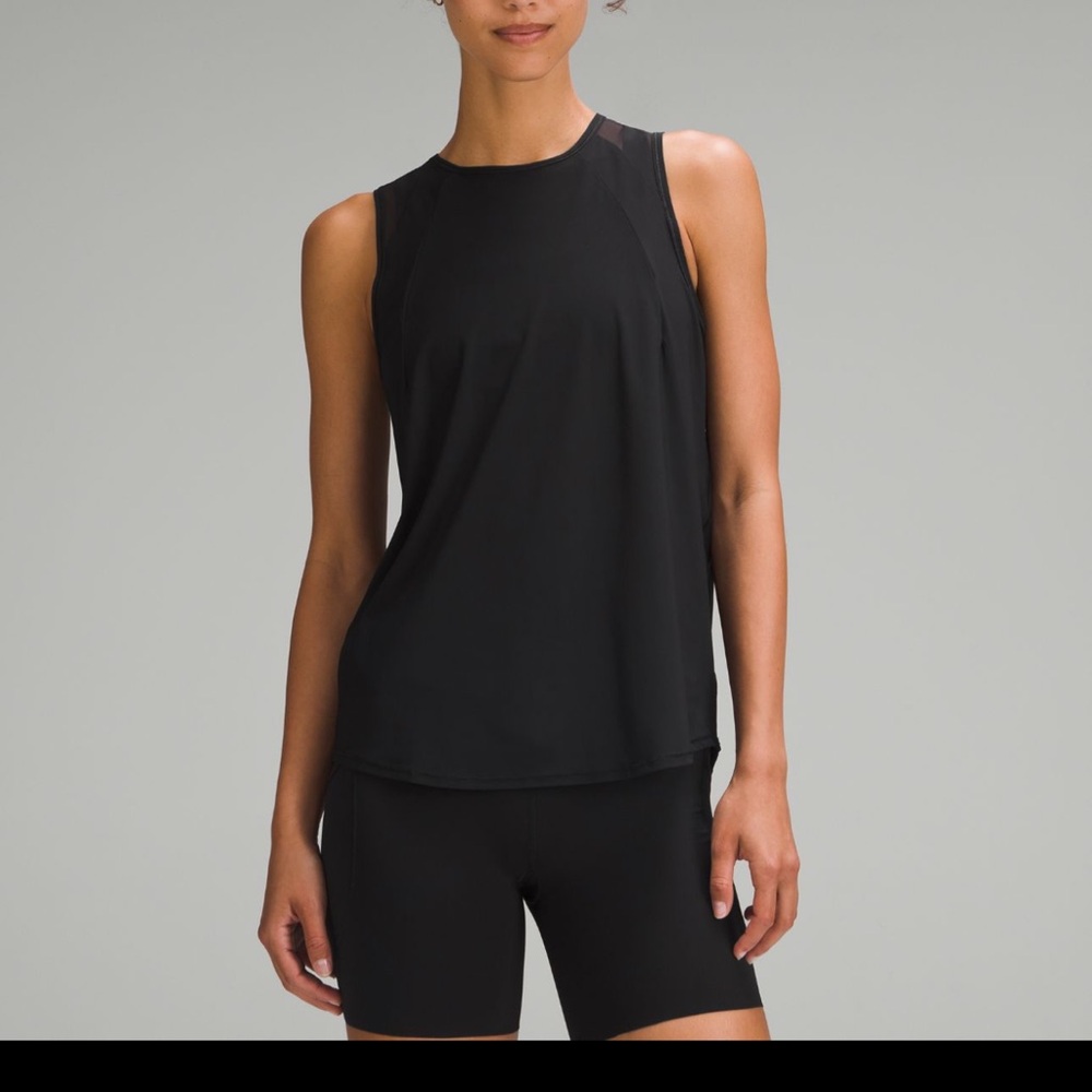 NWT Lululemon Sculpt Tank Size 4 Black